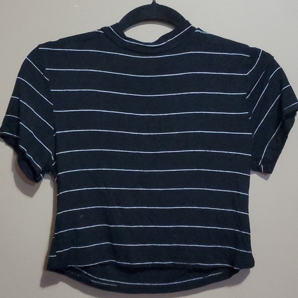 Active Usa crop top size large